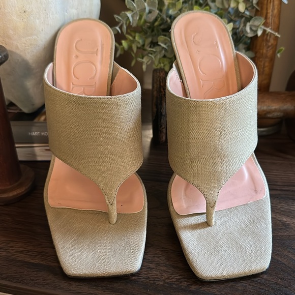 J CREW Heeled Thong Sandals in Linen - Picture 3 of 13